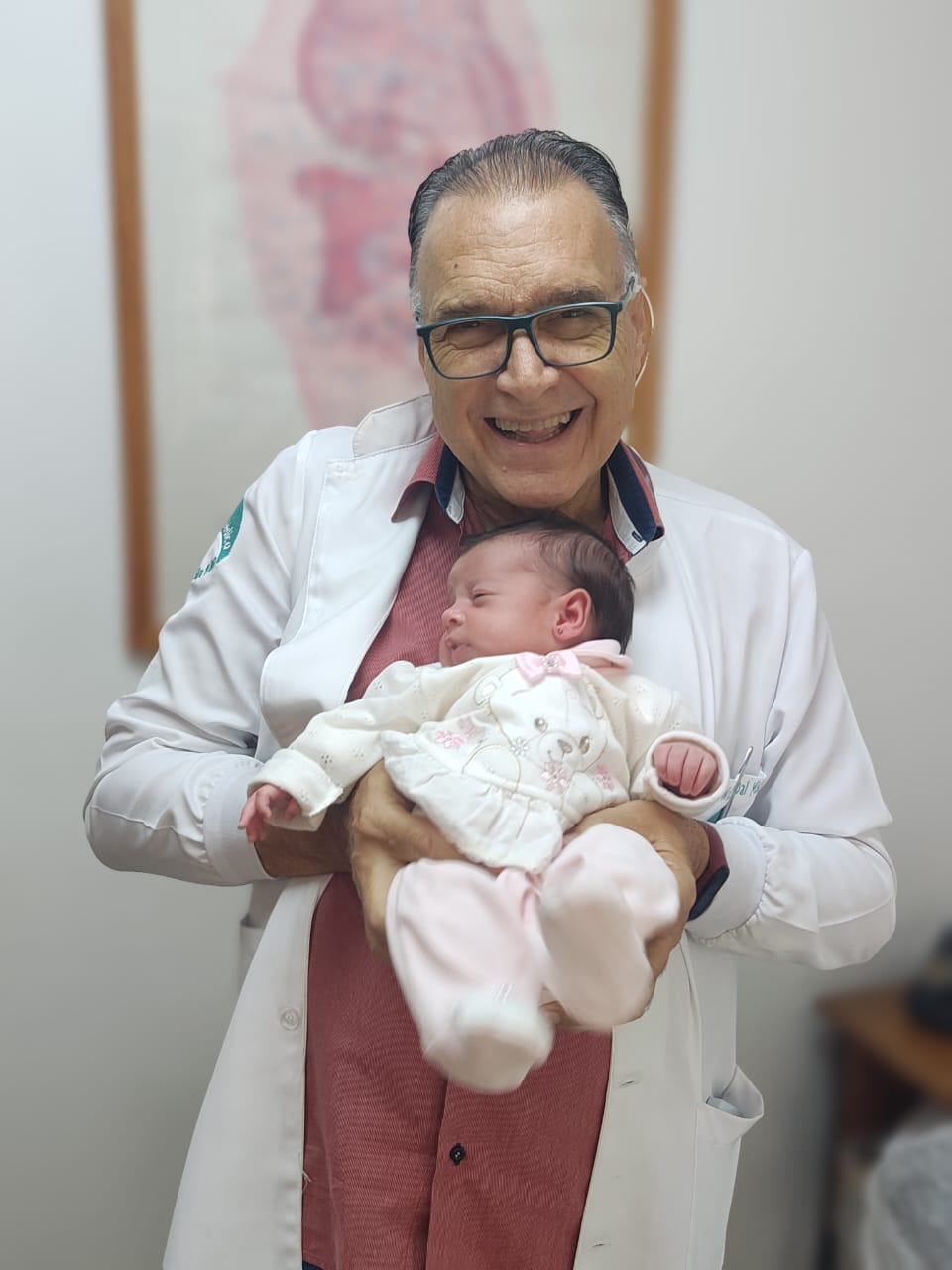 Bebê com laço